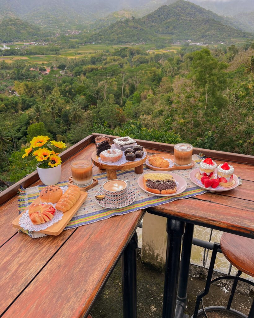 Makanan di Bukit Rhema