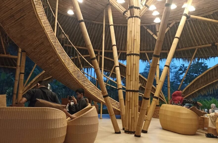 resto nuansa alam terdekat