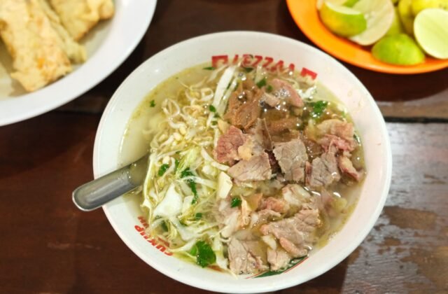 soto kadipiro jalan wates