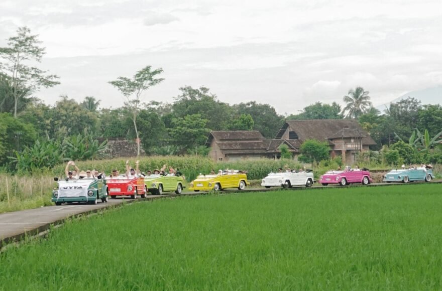 paket wisata borobudur