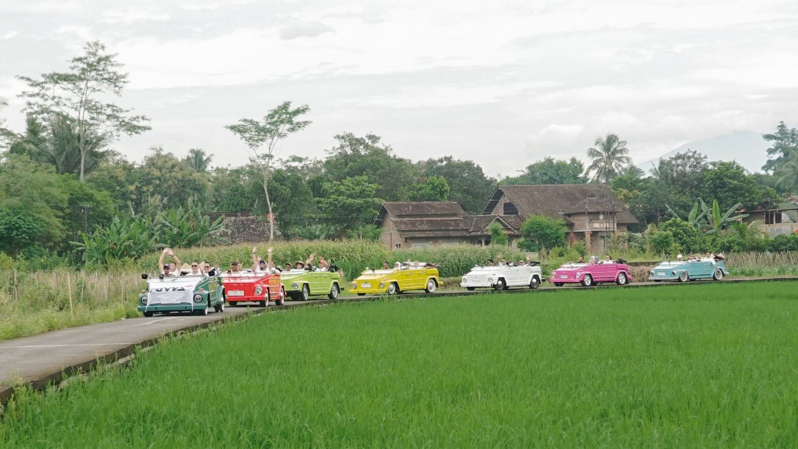 Paket Wisata Borobudur + Makan di Kedai Bukit Rhema: Pilihan Sehari yang Lebih Santai di Magelang