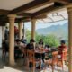 Lantai 2 Kedai Bukit Rhema dengan view Perbukitan Menoreh untuk artikel cafe view sawah gunung Magelang Jogja